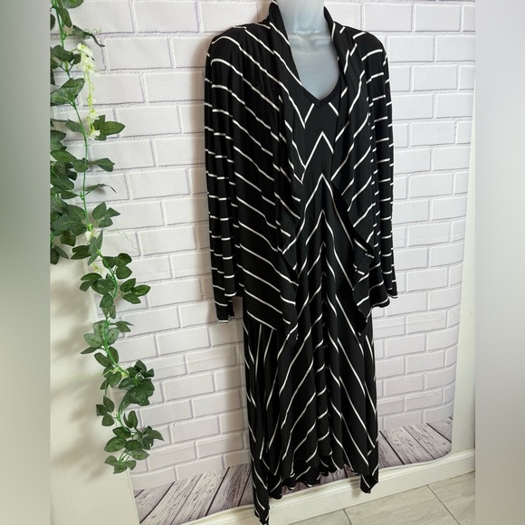 Chic Black and White Striped midi sleeveless Dress with cardigan /size M & L - Picture 1 of 15